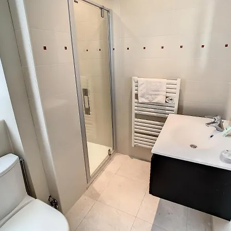 Apartament Centre : Rond Point Duboys D'angers *